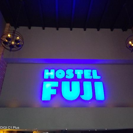 Hostel Fuji Phnom Penh Exterior foto